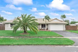 5620 SW 9th St, Plantation, FL 33317 - Photo 2
