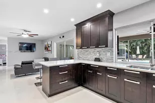 5620 SW 9th St, Plantation, FL 33317 - Photo 12