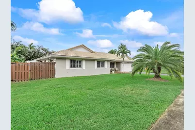5620 SW 9th St, Plantation, FL 33317 - Photo 36