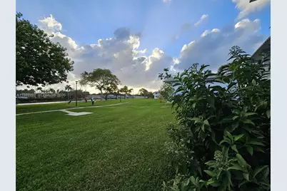 7570 SW 82nd St #F110, Miami, FL 33143 - Photo 2