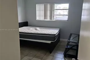 7570 SW 82nd St, Miami, FL 33143 - Photo 8