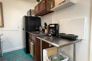 118 NW 24th St, Miami, FL 33127 - Photo 12