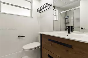 2901 NW 46th Ave, Lauderdale Lakes, FL 33313 - Photo 28