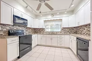 192 SW 62nd Terrace, Plantation, FL 33317 - Photo 16