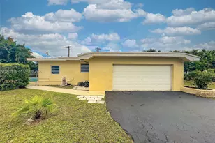 192 SW 62nd Terrace, Plantation, FL 33317 - Photo 8