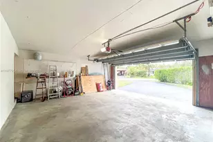 192 SW 62nd Terrace, Plantation, FL 33317 - Photo 20
