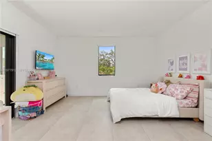 2225 SW 18th Ave, Miami, FL 33145 - Photo 40