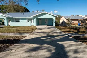 840 Angela Ave, Rockledge, FL 32955 - Photo 2