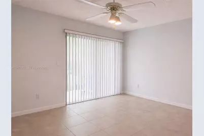 614 Woodgate Cir #C, Sunrise, FL 33326 - Photo 6