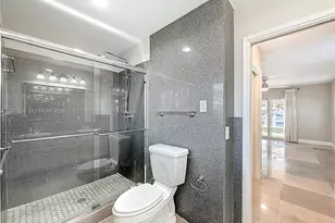 2770 NE 8th Ct, Pompano Beach, FL 33062 - Photo 34