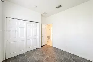 1270 E Classic Ct, Vero Beach, FL 32966 - Photo 16