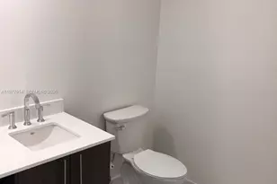 7825 NW 107th Ave, Doral, FL 33178 - Photo 8