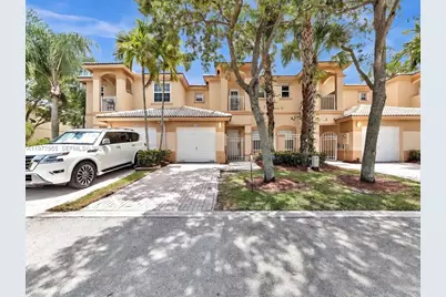 858 NW 170th Ter #858, Pembroke Pines, FL 33028 - Photo 2