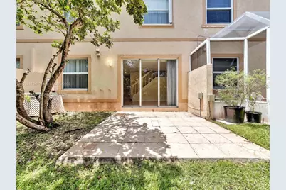 858 NW 170th Ter #858, Pembroke Pines, FL 33028 - Photo 6