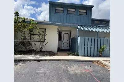 6992 Woodscape Cir #6-T, Miramar, FL 33023 - Photo 1