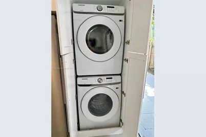 12125 NE 7th Ave, North Miami, FL 33161 - Photo 26