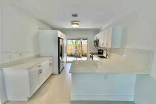 12125 NE 7th Ave, North Miami, FL 33161 - Photo 4