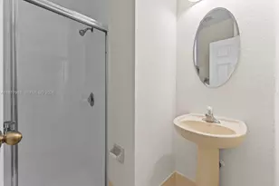 2537 SE 15th Ct, Homestead, FL 33035 - Photo 16