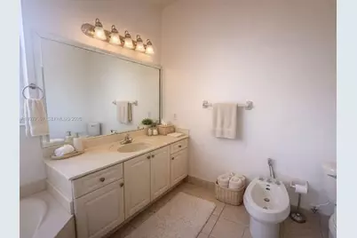 2902 SW 149th Pl, Miami, FL 33185 - Photo 12