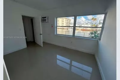 8321 Crespi Blvd #4, Miami Beach, FL 33141 - Photo 8