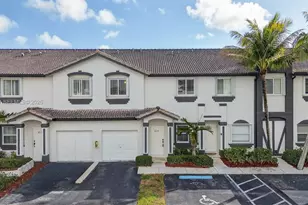 2209 SE 24th Pl, Homestead, FL 33035 - Photo 1