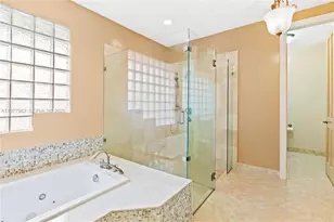 10091 NW 7th St, Plantation, FL 33324 - Photo 20