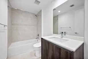 488 NE 18th St, Miami, FL 33132 - Photo 14