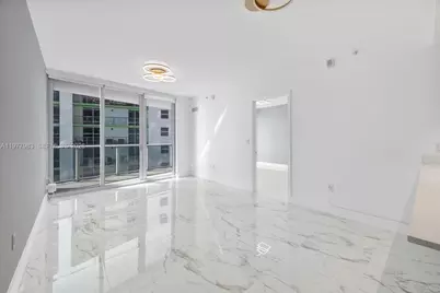 488 NE 18th St #1708, Miami, FL 33132 - Photo 4