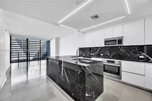 88 SW 7th St, Miami, FL 33130 - Photo 1