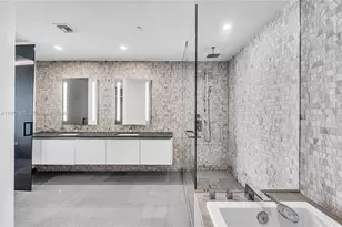 88 SW 7th St, Miami, FL 33130 - Photo 38
