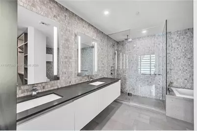 88 SW 7th St #806, Miami, FL 33130 - Photo 40