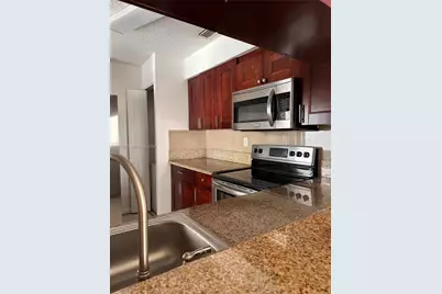 9502 SW 140 Ct #9502, Kendall, FL 33186 - Photo 4