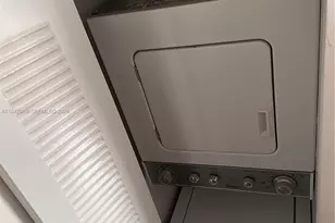 9502 SW 140th Ct, Kendall, FL 33186 - Photo 6