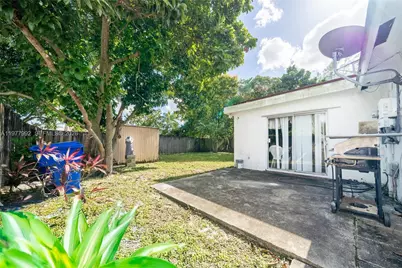 419 SW 80th Ave, Pompano Beach, FL 33068 - Photo 28
