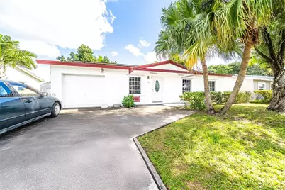 419 SW 80th Ave, Pompano Beach, FL 33068 - Photo 1