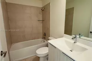 4761 NW 84th Ave, Doral, FL 33166 - Photo 8