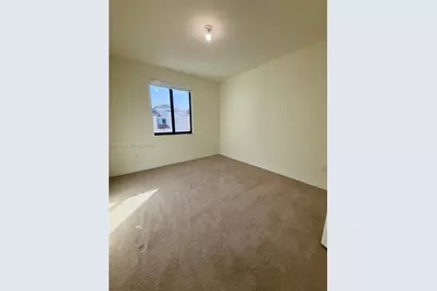 4761 NW 84th Ave #0, Doral, FL 33166 - Photo 6