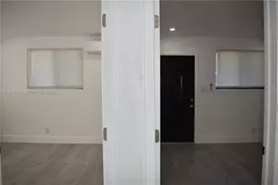 900 NW 8th Ave, Pompano Beach, FL 33060 - Photo 12