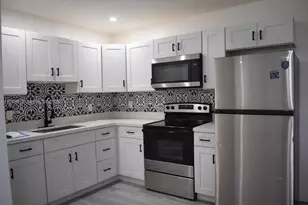 900 NW 8th Ave, Pompano Beach, FL 33060 - Photo 1