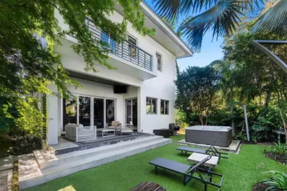 101 SW 21st Rd, Miami, FL 33129 - Photo 30