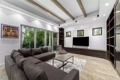101 SW 21st Rd, Miami, FL 33129 - Photo 10