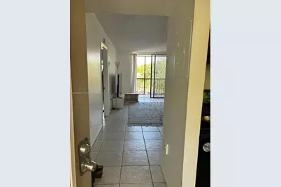 8075 SW 107th Ave #304, Miami, FL 33173 - Photo 12