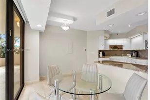 19667 Turnberry Way, Aventura, FL 33180 - Photo 24