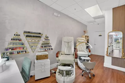 Beauty Service Spa For Sale in Doral, Doral, FL 33178 - Photo 4