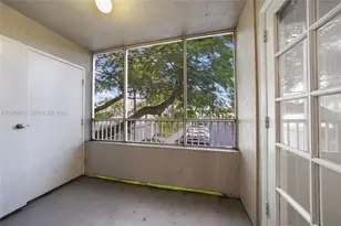 2871 N Oakland Forest Dr, Oakland Park, FL 33309 - Photo 18