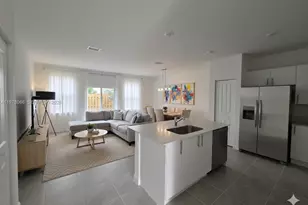 300 SE 10th Ct, Florida City, FL 33034 - Photo 10