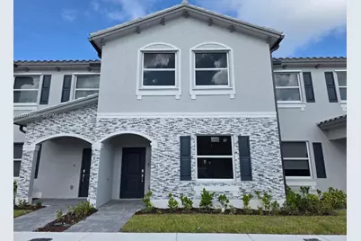 300 SE 10th Ct #300, Florida City, FL 33034 - Photo 1