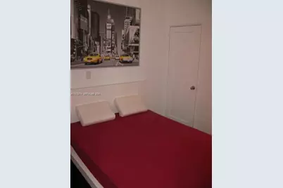 900 Jefferson Ave #4, Miami Beach, FL 33139 - Photo 12