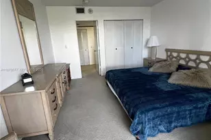 3701 N Country Club Dr, Aventura, FL 33180 - Photo 16