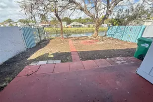 20612 SW 103rd Pl, Cutler Bay, FL 33189 - Photo 2